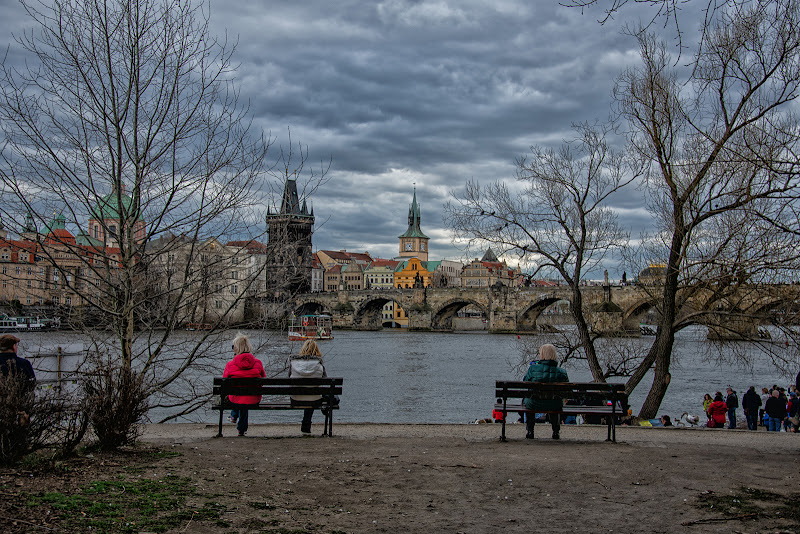 clouds over Prague di Zerosedici