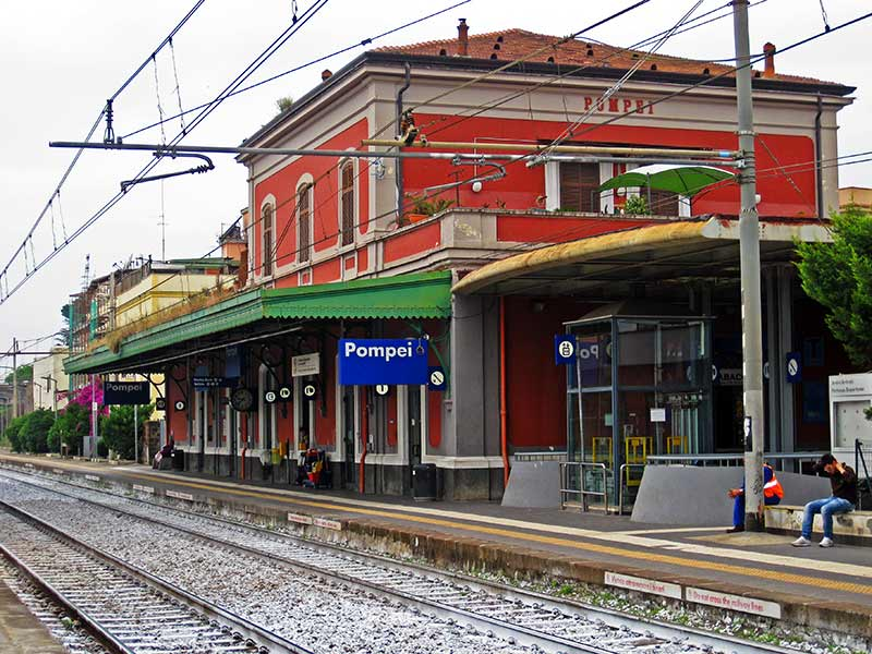 Pompei Train Station