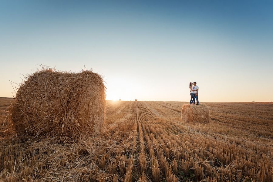 Huwelijksfotograaf Ekaterina Sipacheva (katosu). Foto van 17 september 2015