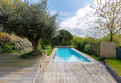 Maison avec piscine et terrasse 4