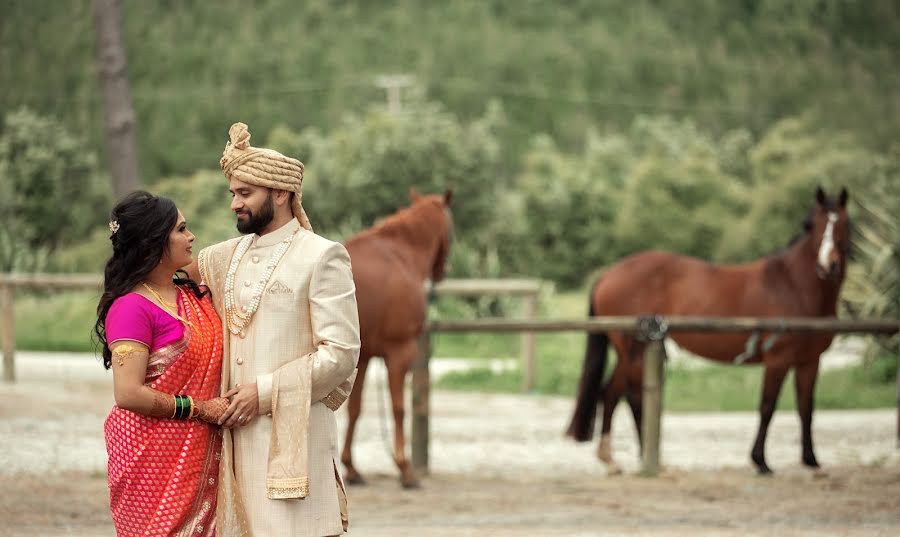 Wedding photographer Naren Bedekar (narenbedekar). Photo of 1 December 2018