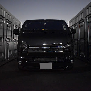 ハイエースバン TRH200V