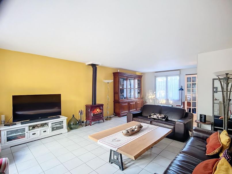 Vente maison 5 pièces 142 m² à Voisins-le-Bretonneux (78960), 624 000 €