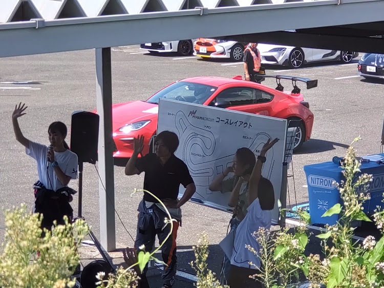 86の走行会に関するカスタム事例の投稿画像3枚目