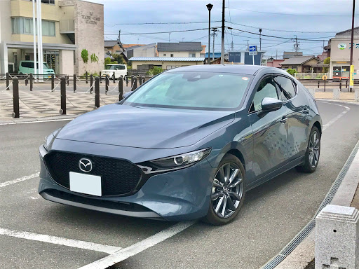 Mazda3 Bp5pのタイヤ交換 ホイール交換 ディーラー点検に関するカスタム メンテナンスの投稿画像 車のカスタム情報はcartune