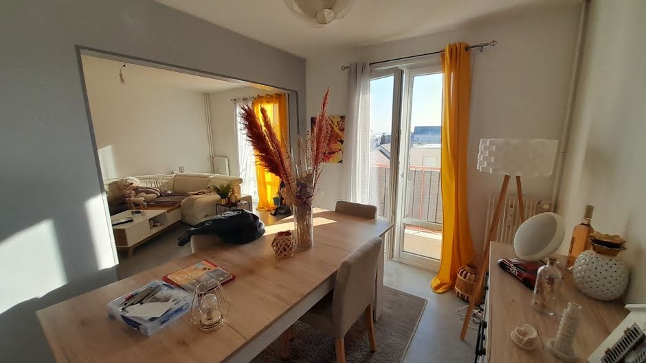 Vente appartement 5 pièces 87.21 m² à Dole (39100), 141 000 €