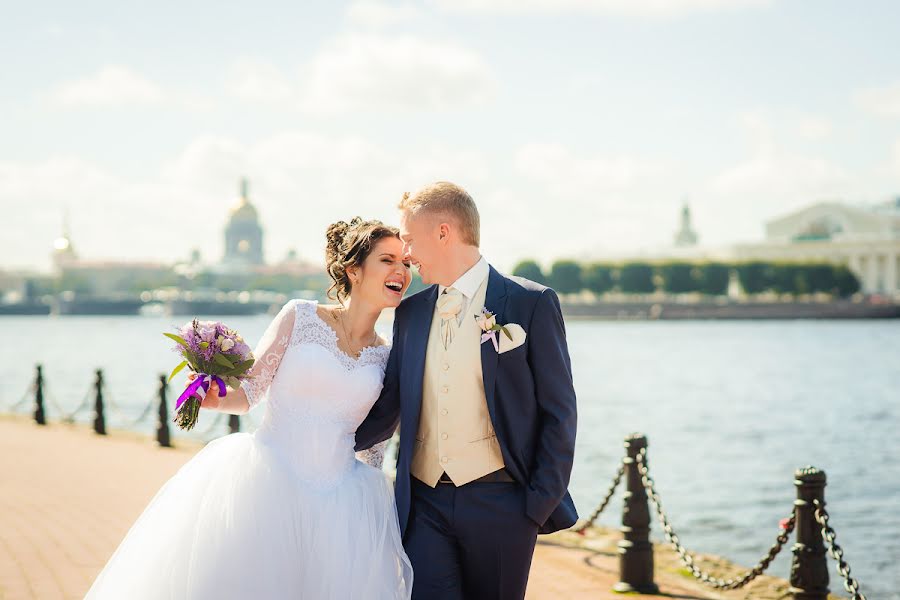 結婚式の写真家Marina Konstantinova (mirigrina)。2016 10月22日の写真