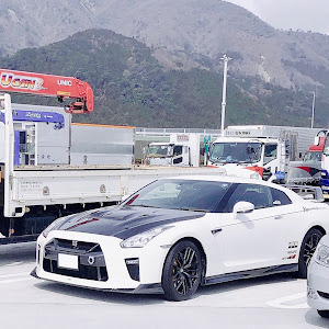 NISSAN GT-R R35