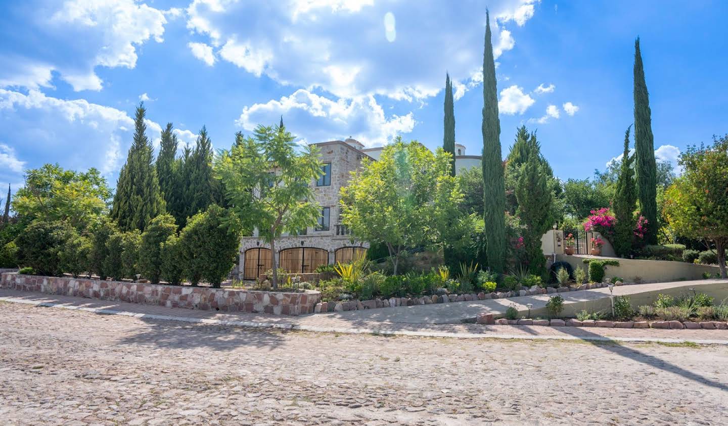 House San Miguel de Allende