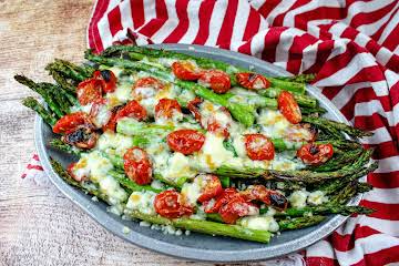 Roasted Asparagus With Tomatoes and Gorgonzola