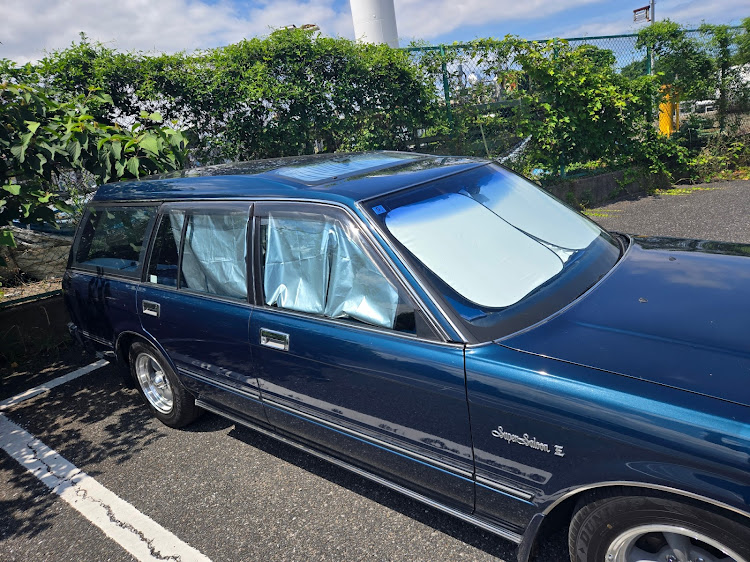 クラウンステーションワゴンのクラウンワゴン・130クラウン・日焼け対策・暑さ対策・猛暑に関するカスタム事例の投稿画像1枚目