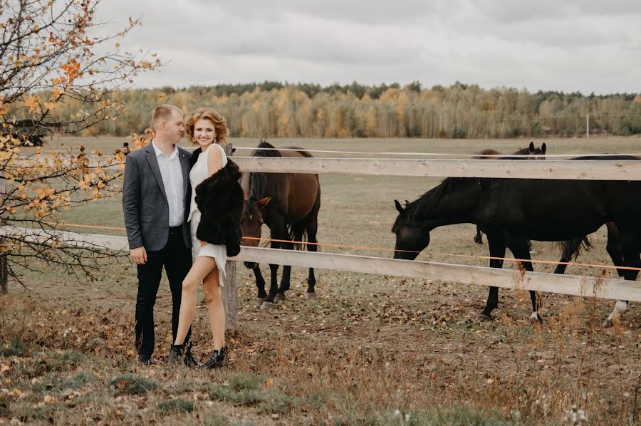 Fotógrafo de casamento Katerina Volokhova (volokhova). Foto de 5 de outubro 2019