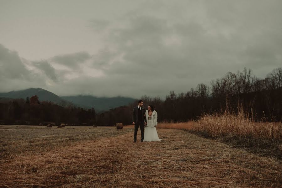 Fotograf ślubny Ruzin Cunningham (ruzincunningham). Zdjęcie z 29 grudnia 2019