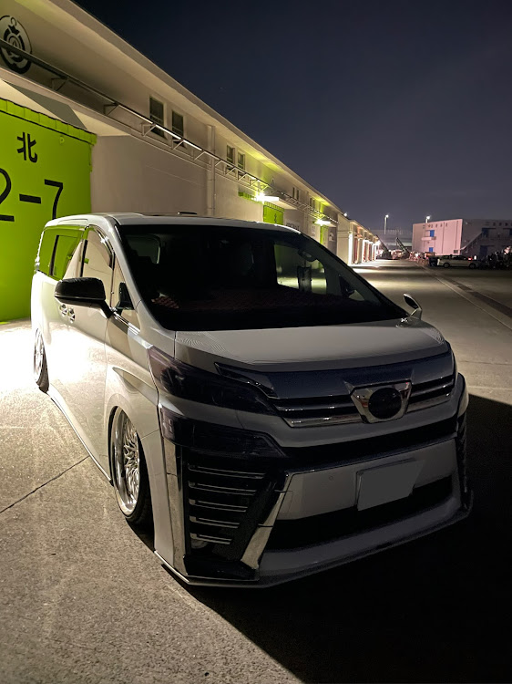 アルファードのOBSESSION・成田山 名古屋別院 大聖寺・YOASOBI・稲永埠頭・Black List!  White List!に関するカスタム事例の投稿画像9枚目