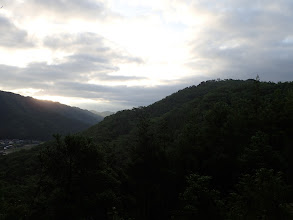 右に武衛山