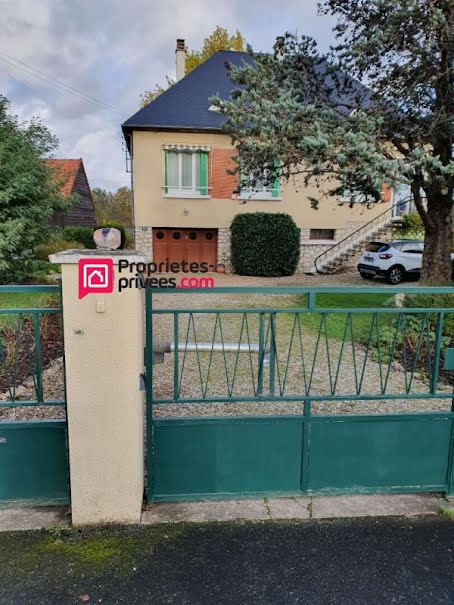 Vente maison 4 pièces 110 m² à Argenton-sur-Creuse (36200), 179 000 €