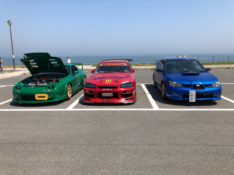 スカイラインのステッカー自作・ドライブ・プチオフに関するカスタム事例の投稿画像1枚目