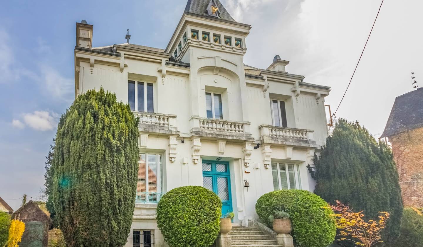 House with garden and terrace Saint-Pierre-du-Vauvray