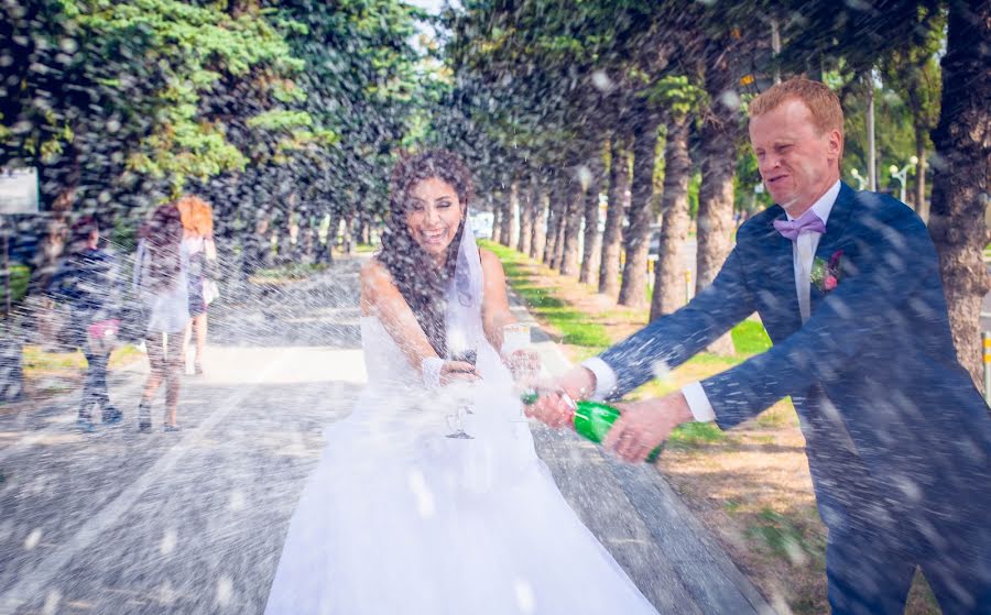 Fotografo di matrimoni Denis Fadeev (den23rus). Foto del 10 novembre 2014