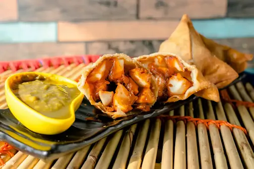 Chilly Paneer Samosa