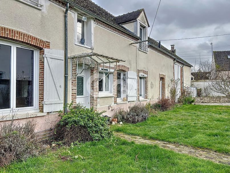 Vente maison 6 pièces 155 m² à Les Ormes-sur-Voulzie (77134), 196 000 €