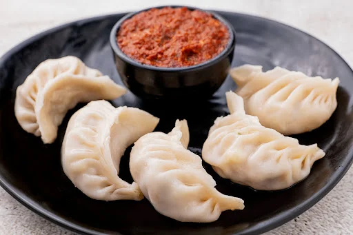 Chicken Momos (6 Pcs)