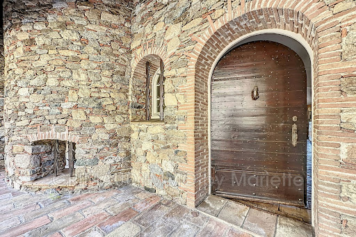 Maison avec jardin et terrasse 1