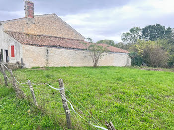 parking à Benet (85)