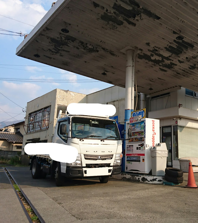 MPVの山梨・交通トラブル・フリーザ様は本文と関係ありません・愚痴ってごめんなさい・実は車幅 =  LY3P  ＞  標準幅キャンターに関するカスタム事例の投稿画像3枚目