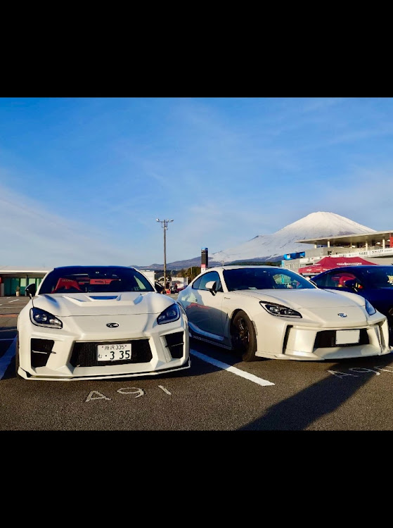GR86の富士スピードウェイ・サーキットと愛車・Kuhl Racingに関するカスタム事例の投稿画像3枚目