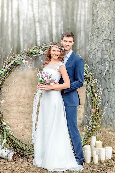 ช่างภาพงานแต่งงาน Snezhana Vorobey (snezkova) ภาพเมื่อ 24 มีนาคม 2017
