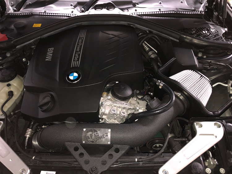 4シリーズ クーペのBMW・4シリーズクーペ・aFeエアインテークに関するカスタム事例の投稿画像1枚目