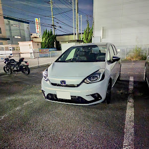 フィット GR3