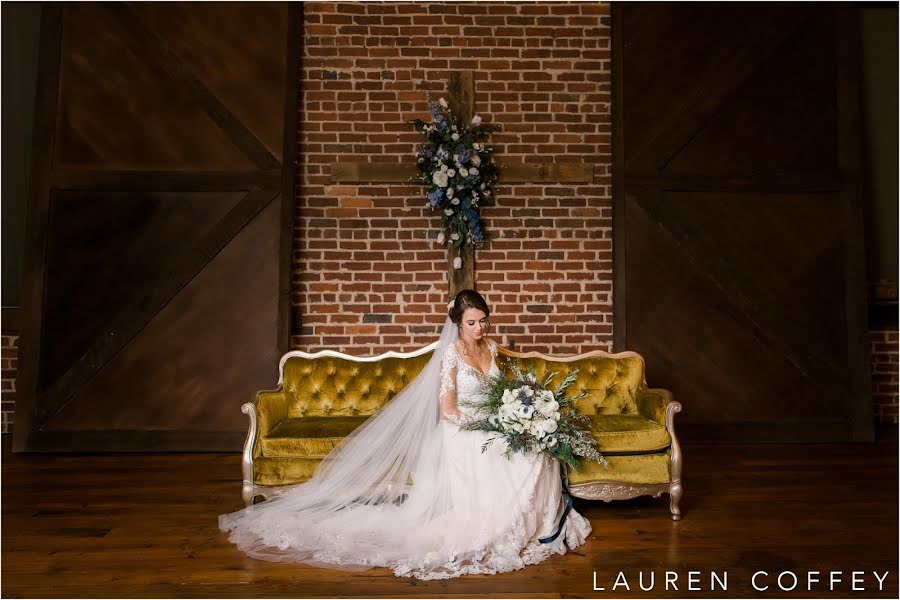 Nhiếp ảnh gia ảnh cưới Lauren Coffey (laurencoffey). Ảnh của 8 tháng 9 2019