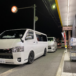 ハイエースバン
