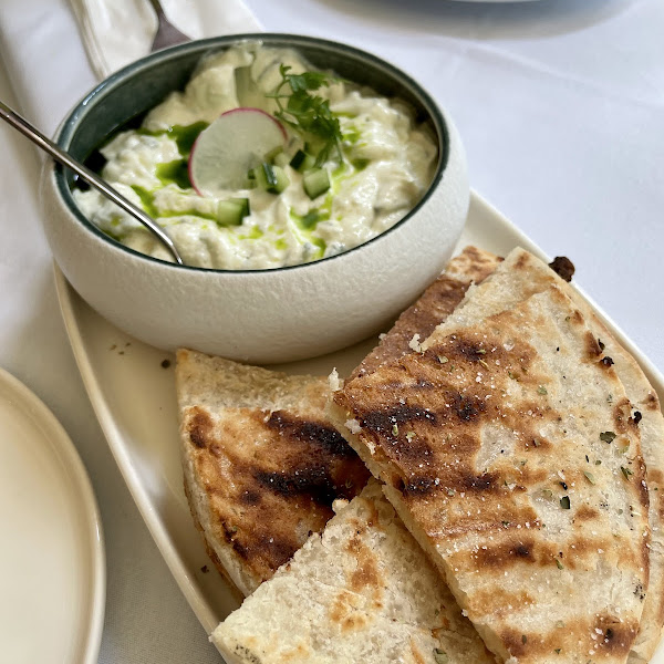 Tzatziki and fresh pita bread