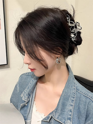 Title 7, Metal Earrings for Women Elegant High-Grade Sli...