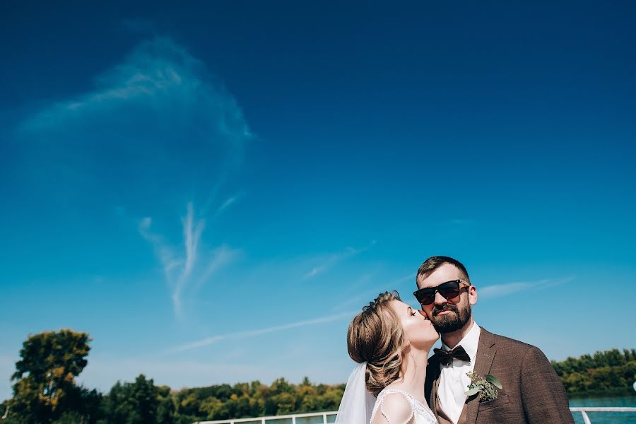 Fotografo di matrimoni Aleksandr Sinelnikov (sinelnikoffoto). Foto del 5 novembre 2019