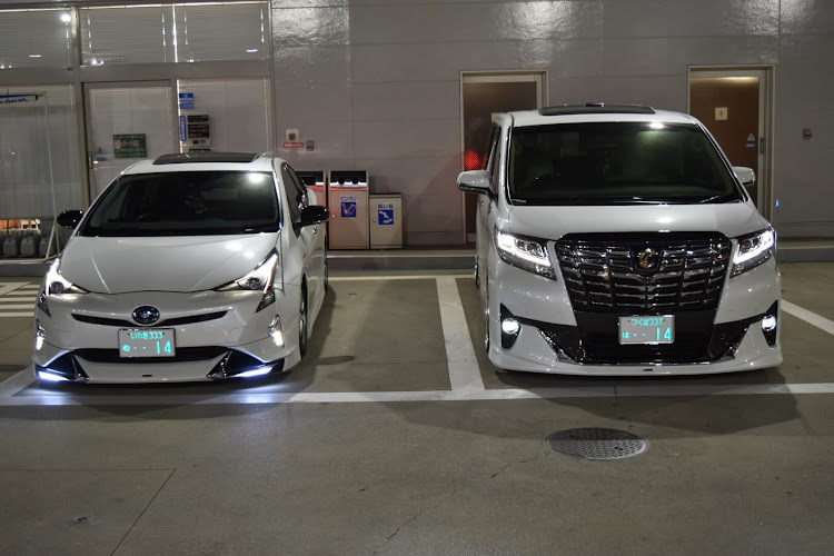 アルファードのまーちょくんさんが投稿したカスタム事例の投稿画像4枚目