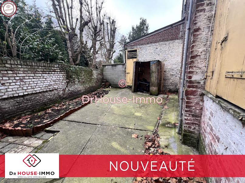 Vente maison 10 pièces 140 m² à Saint-Saulve (59880), 86 000 €