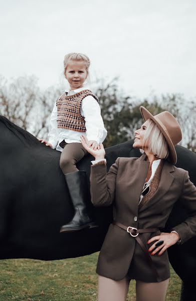 Hochzeitsfotograf Lyudmila Naumetc (lydmilasav). Foto vom 12. November 2021