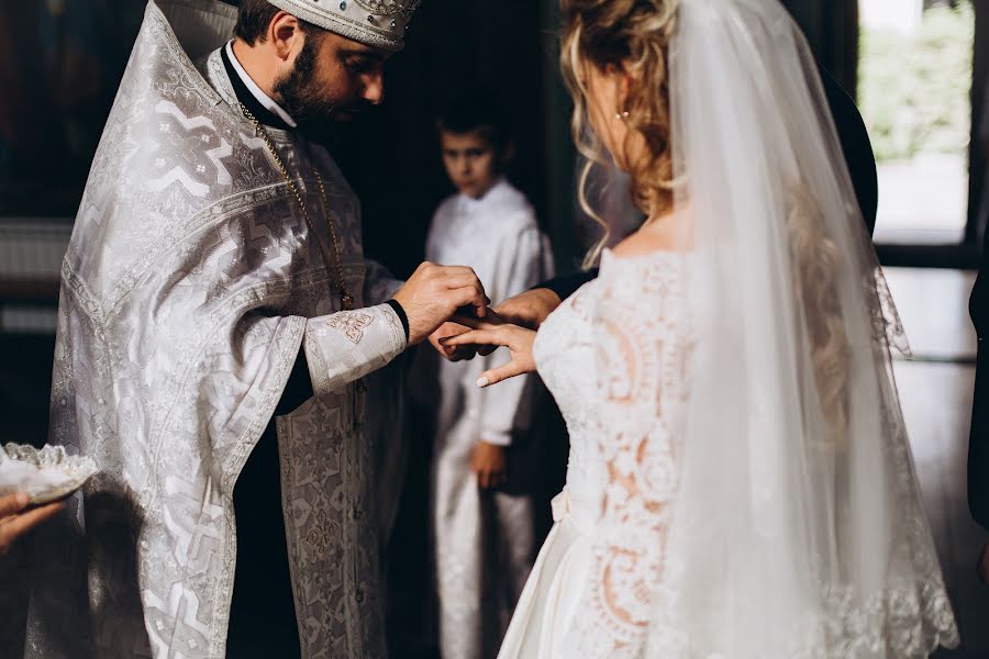 Vestuvių fotografas Sergey Zhuk (serhiyzhuk). Nuotrauka 2019 balandžio 10