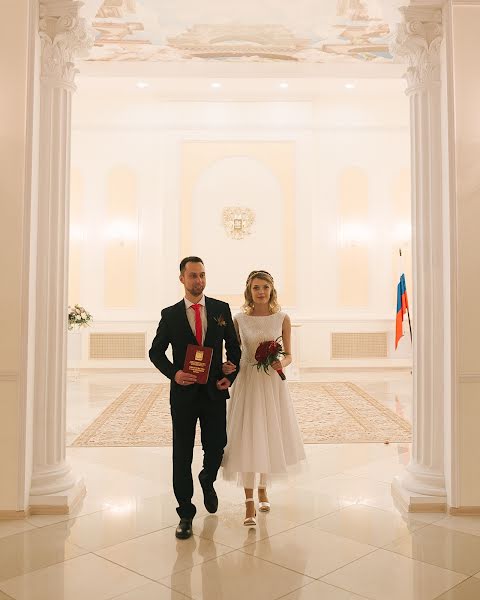 Fotógrafo de casamento Darya Danilova (danilovadarya). Foto de 4 de fevereiro 2021