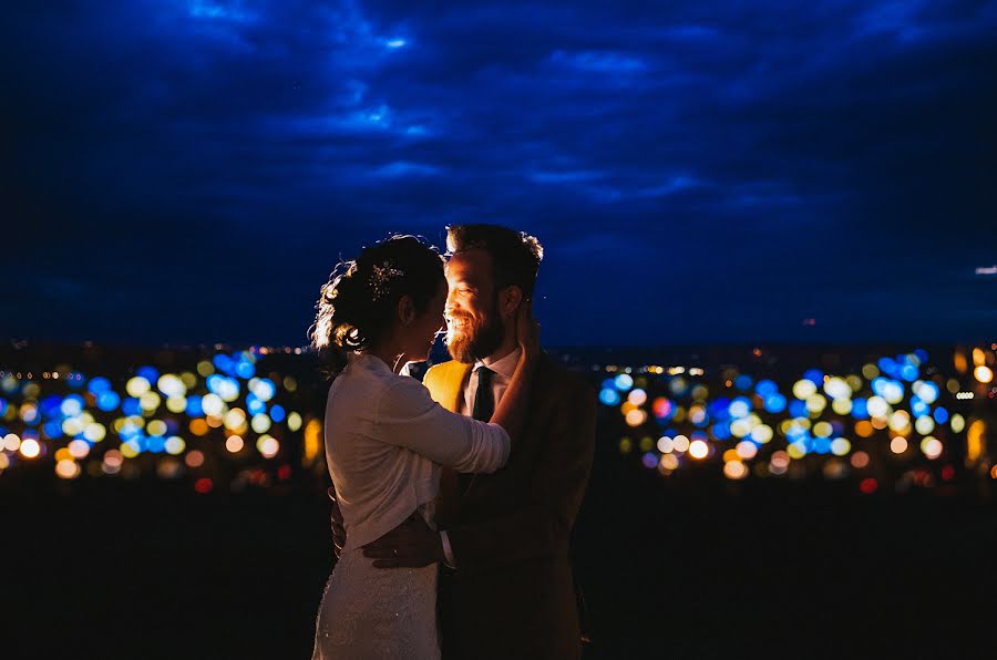 Fotografo di matrimoni Anna Bogdanova (anidezign). Foto del 25 settembre 2019