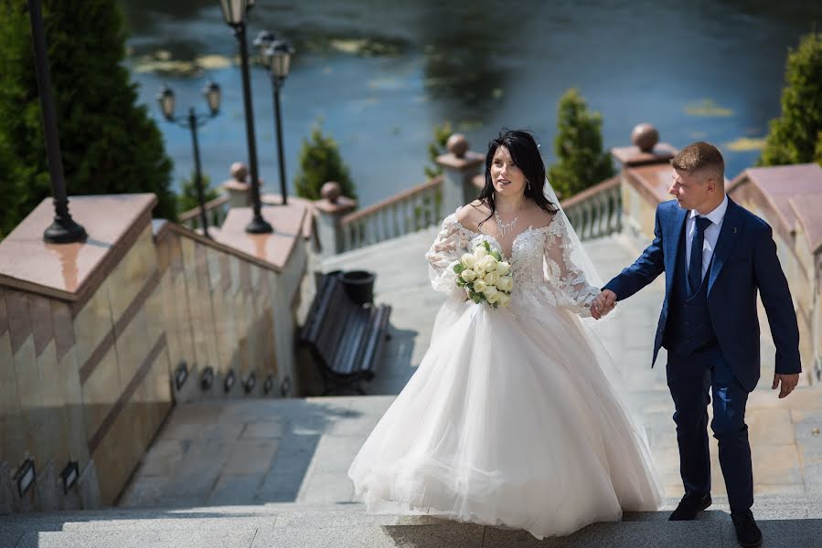 Wedding photographer Vladimir Ryabcev (vladimirrw). Photo of 30 August 2021