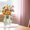 Glass flower vase