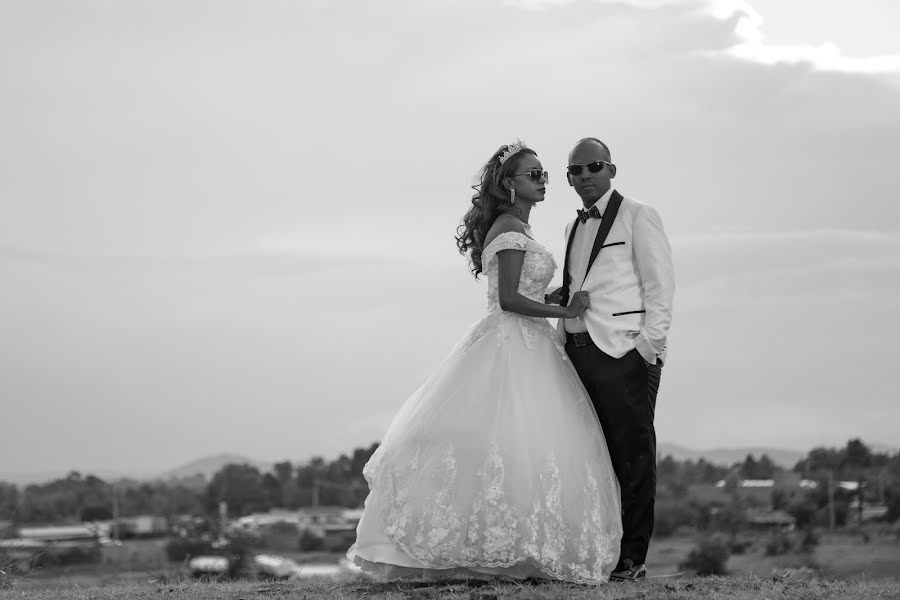 Fotógrafo de casamento Samuel Namnaba (namnaba). Foto de 12 de abril 2019