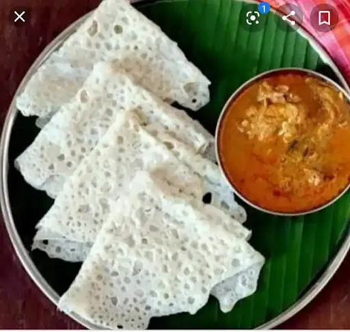 Neer Dosa With Gasi