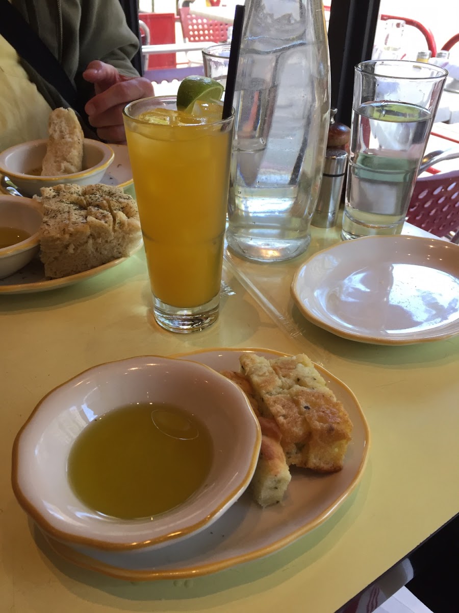 Yummy GF bread and oil for dipping