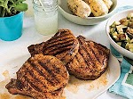 Paprika Pork Chops with Zucchini was pinched from <a href="http://www.myrecipes.com/recipe/paprika-pork-chops-zucchini-50400000135995/" target="_blank">www.myrecipes.com.</a>